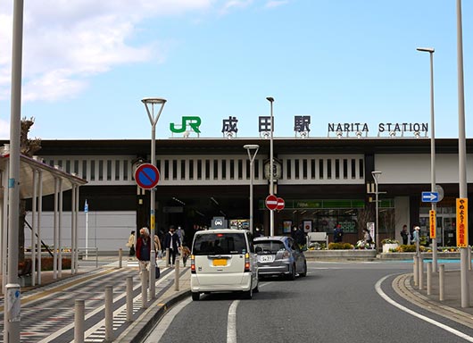 JR成田線「成田」駅